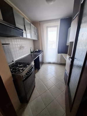 Vand apartament 2 camere - imagine 3