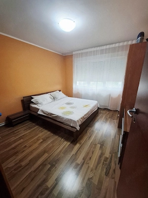 Vand apartament 2 camere - imagine 4