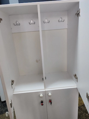 vestiare din pal laminat albe cu 4 usi cu cheie 