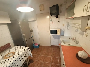 Aradului,la 600 m de Iulius Mall, Decomandat,cu Centrala Proprie,290 E - imagine 7