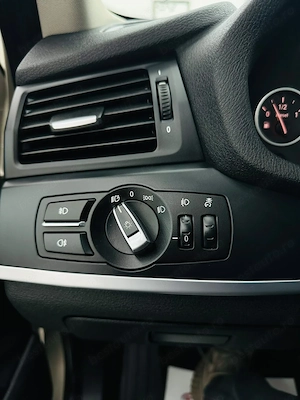 Bmw Seria X - imagine 12