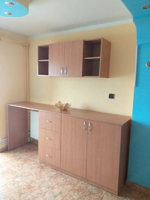 închiriez apartament 2 camere  - imagine 6