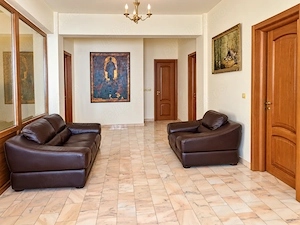 Vilă individuală 770 mp construiți, 3 apartamente, garaj 3 mașini   Timpuri Noi - imagine 6