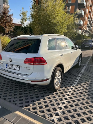 Volkswagen Touareg 2015 Facelift 3.0 TDI V6 Euro 6 Unic Proprietar - imagine 3