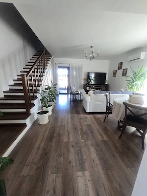 Vilă   Casa P+2 de lux Comuna Berceni   Mobilată Mobexpert, Încălzire Pardoseală, Stradă Privată