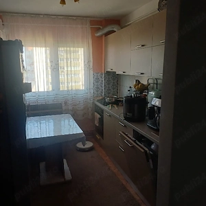 Vand apartament 4 camere - imagine 2