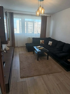 Închiriez apartament cu 2 camere - imagine 7