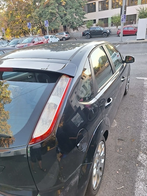 Vand FORD FOCUS 2 Style Hatchback - imagine 3