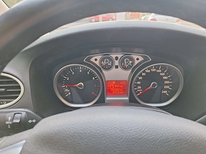 Vand FORD FOCUS 2 Style Hatchback - imagine 5