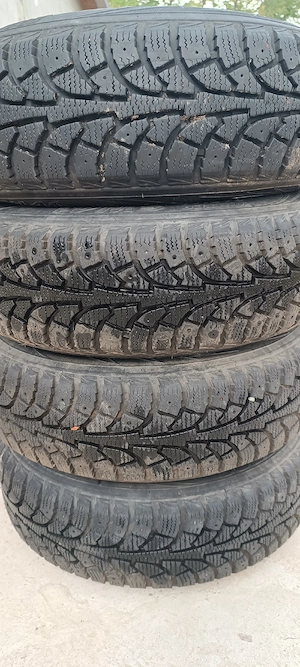 Jante din aliaj cu cauciucuri 175/65 R14 - imagine 7