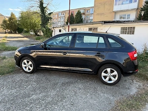 Skoda Rapid 1,2 benzina 4 pistoane  - imagine 5
