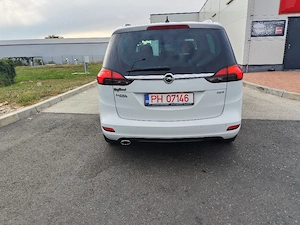 Opel Zafira  - imagine 4