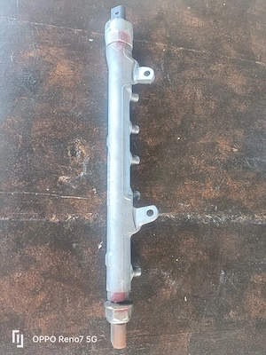 De vînzare rampă complecta golf 6 motor 1,6 cod cay - imagine 2