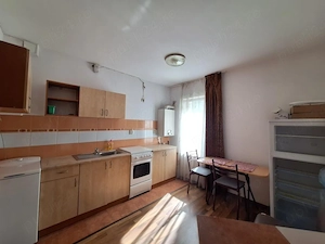 Proprietar vând ap. 2 camere decomandat cu balcon | Etaj 1, Florilor - imagine 4