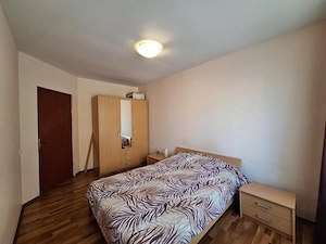 Proprietar vând ap. 2 camere decomandat cu balcon | Etaj 1, Florilor - imagine 2