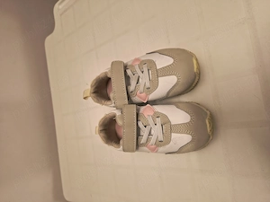 Pantofi sport LC Waikiki fete, mărimea 24 (15 cm)