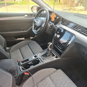 Volkswagen Passat 2023 manual 2 litri diesel 150 HP - imagine 10