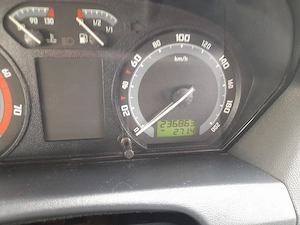 Când Scoda Fabia,1.2 benzina, hachbach , 2006. - imagine 5