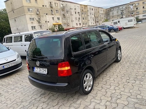 vând Volkswagen Turan 2000 520 diesel stare impecabilă - imagine 3