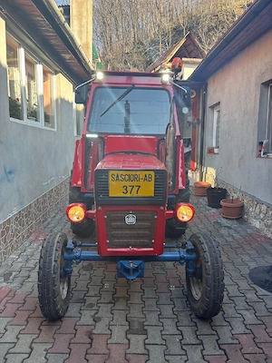 Tractor 445 - imagine 7