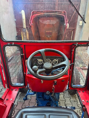 Tractor 445 - imagine 3