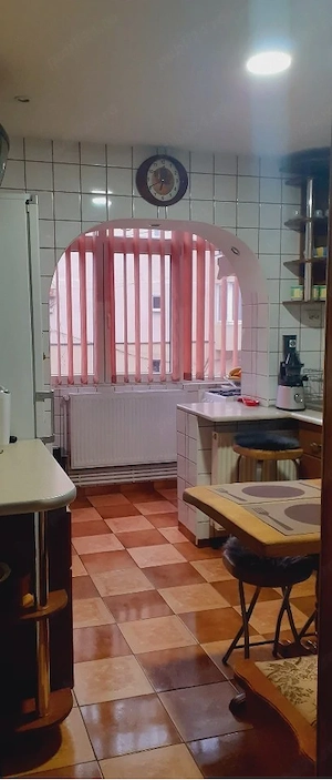Apartament de inchiriat - imagine 3