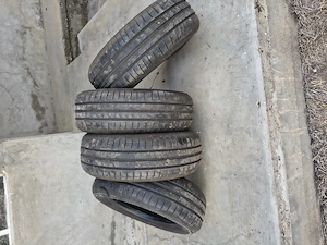 Vând set 4 anvelope vară Dunlop Sport BluResponse 195/65 R15