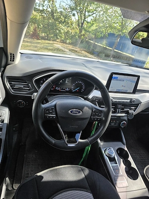 Ford Focus 2021 automat break  - imagine 5