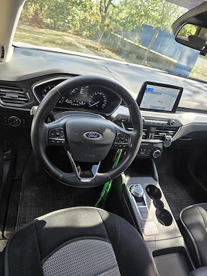 Ford Focus 2021 automat break  - imagine 4