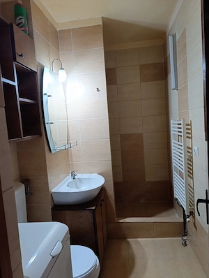 închiriez apartament 2 camere  - imagine 4
