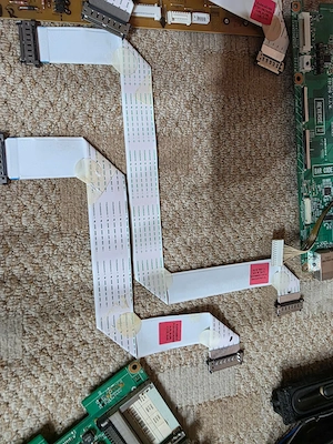 Dezmembrez tv LG 42lv570s