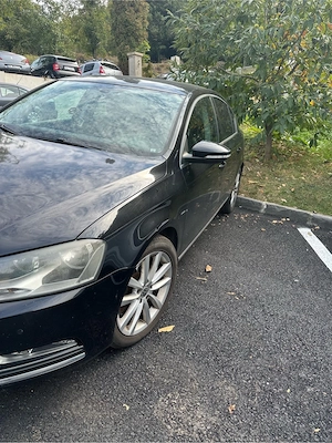 VW Passat 2012, Highline, 2.0 Diesel, piele, manuală   180.000 km - imagine 2