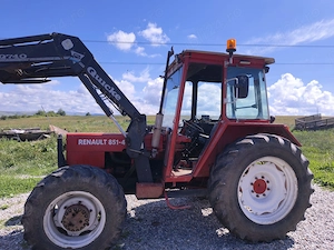Vand tractor Renault 851-4