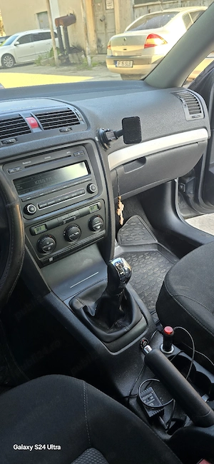 Skoda Octavia 2 1.6MPI - imagine 4