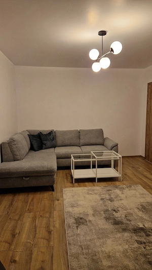 Inchiriez apartament cu 2 camere - imagine 2