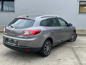 Renault Megane 1.5 dCi 110Cp BOSE PANO - imagine 3