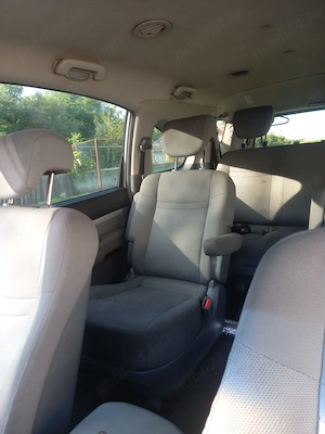 Ssang Yong Rodius - imagine 3