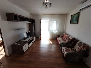 Apartament 2 camere în Craiovița Nouă semidecomandat stare bună nou renovat centrala termică - imagine 3