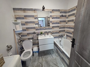 Închiriez apartament 2 camere - imagine 8
