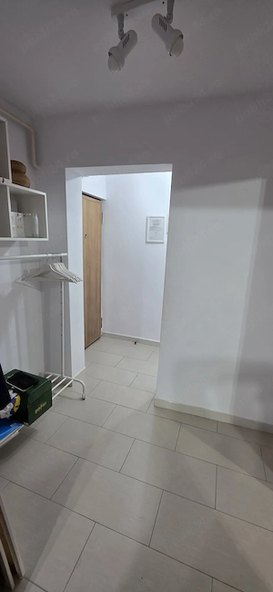 Apartament cu o camera, tip garsoniera - zona ultracentral - imagine 2