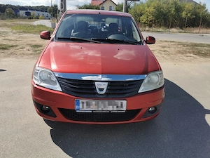 Vând Dacia Logan 1.6 16v 2009  - imagine 2