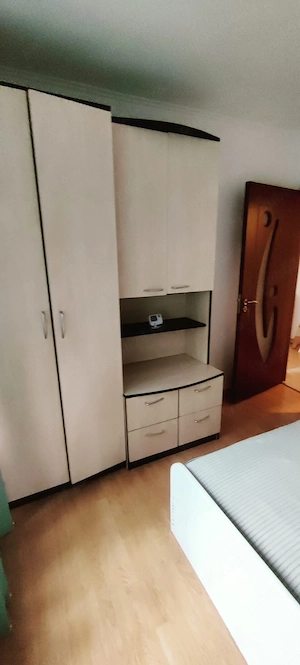 Vand inchiriez apartament cu 2 camere - imagine 2
