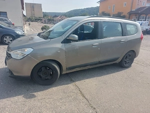 Dacia Lodgy 1.5 dCi 110 CP, 2012, 7 locuri - imagine 2