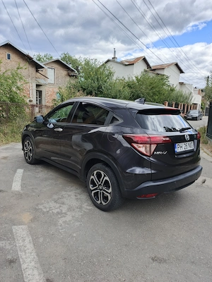 Honda HR-V 1.5 i-VTEC 130 CP   Executive   2018 - imagine 4