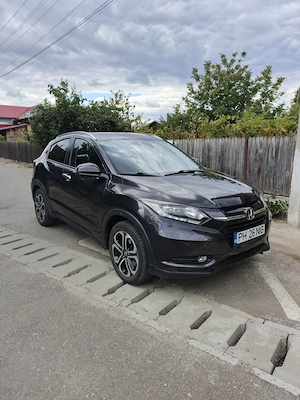 Honda HR-V 1.5 i-VTEC 130 CP   Executive   2018 - imagine 3
