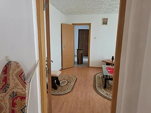 Vand apartament 2 camere - imagine 5