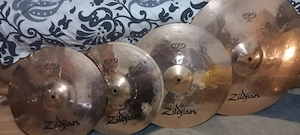 Vând set cinele ZILDJIAN zbt noi