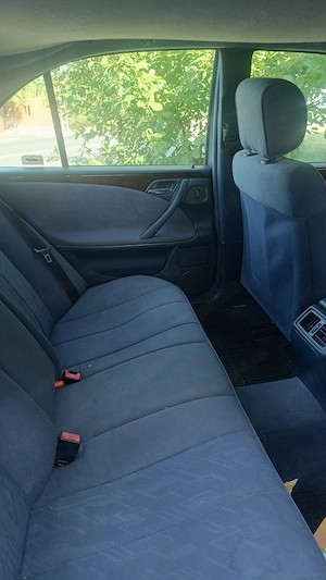 Vând Mercedes E220 - imagine 5