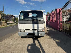 Vând autoutilitară Nissan T35 - imagine 4
