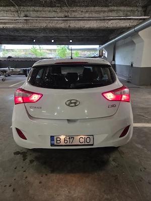 VAND Hyundai i30 1.4 CRDi 2012 - Doar 190.000 km reali - imagine 2